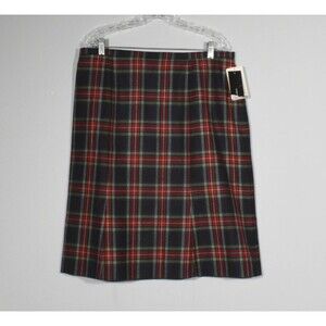 Jones New York Red and Green Plaid A-Line Skirt